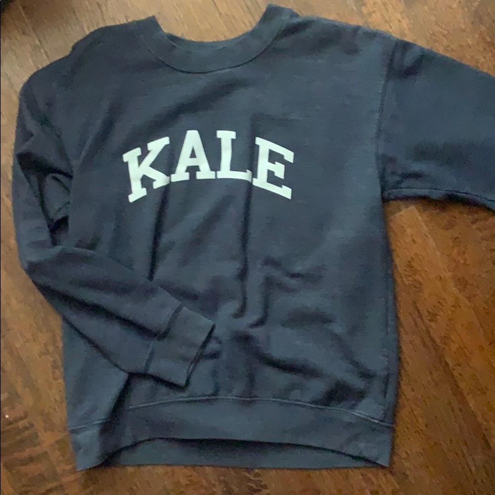 kale pullover